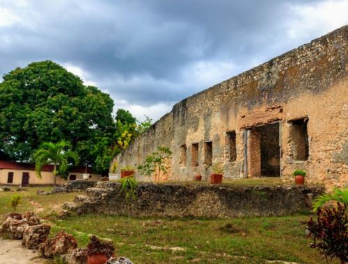 mtoni-palace-ruins